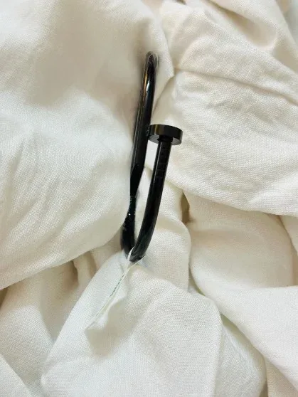 cartier nail black
