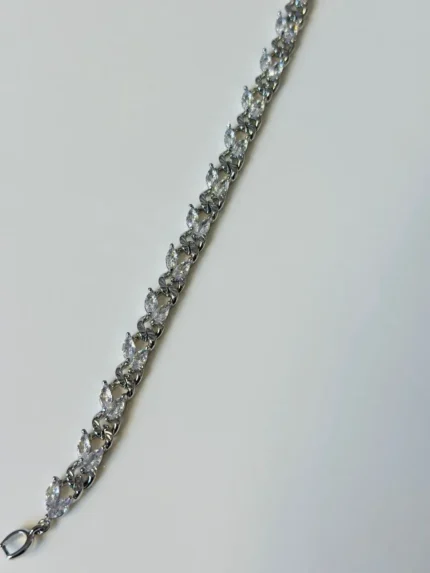 Silver Tone Loose Bracelet