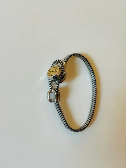 open chain  Bracelet
