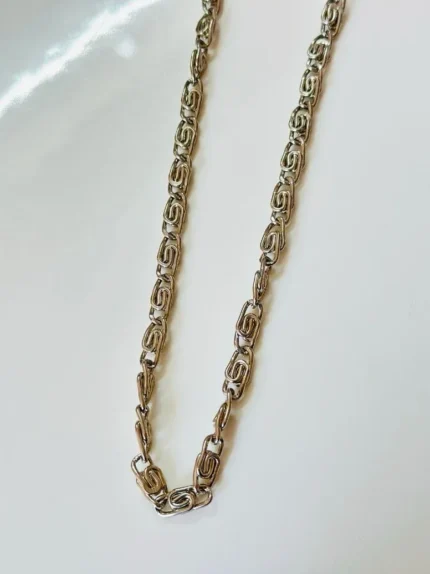 silver curve round  Chain
