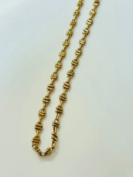 stylist gold Chain